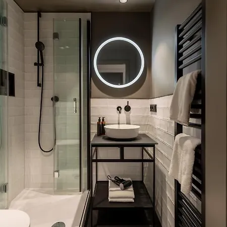 The Adams - Self Check In Hotel 3*