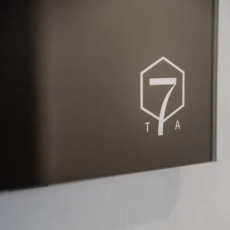 Hotel The Adams - Self Check In