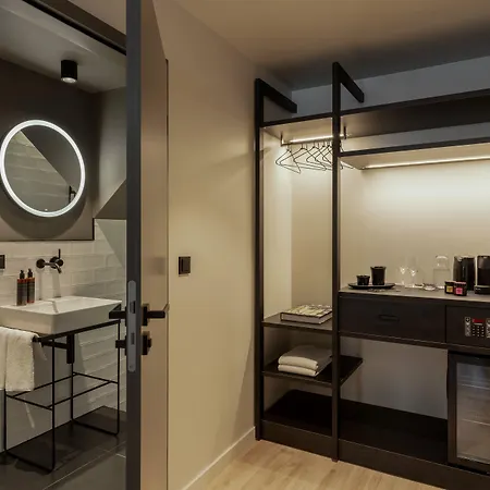 Hotel The Adams - Self Check In