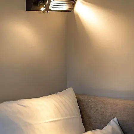 The Adams - Self Check In 3*