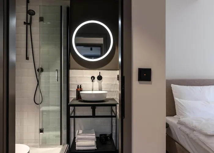 The Adams - Self Check In بادن بادن