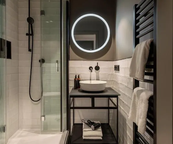 The Adams - Self Check In فندق 3*