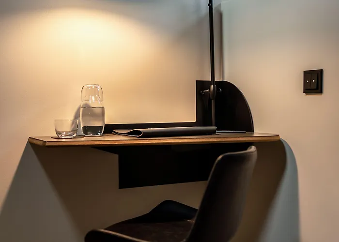 The Adams - Self Check In فندق