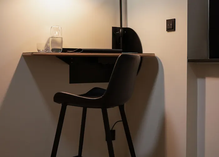 The Adams - Self Check In 3* بادن بادن