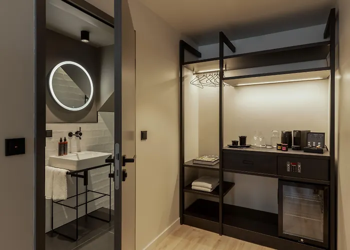 فندق The Adams - Self Check In